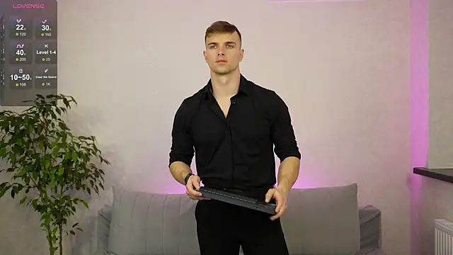 Nik Sharp online show from 03-08-25, 04:06