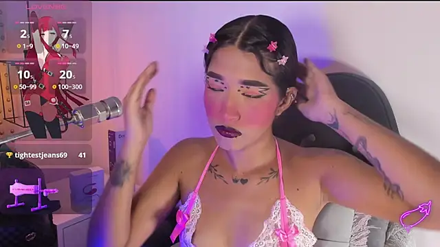 Snapshot of baby_naughty1_ chatting on 02-13-25, 01:26 baby naughty1 online show from 02-13-25, 01:26