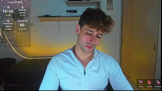 Snapshot of Ares_blue chatting on 02-03-26, 01:04 Ares blue online show from 02-03-26, 01:04