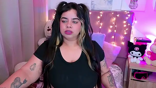 MiahJoness online show from 11-14-25, 10:40