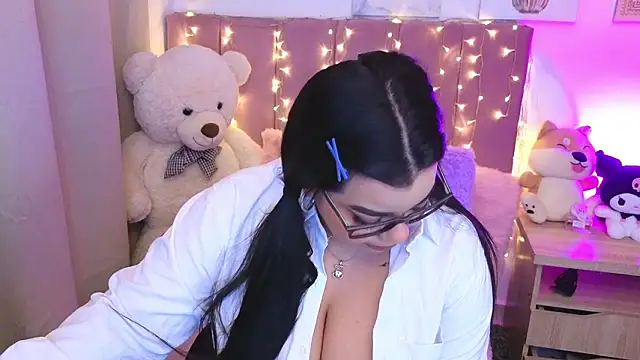 Snapshot of MiahJoness chatting on 02-13-26, 05:58 MiahJoness online show from 02-13-26, 05:58