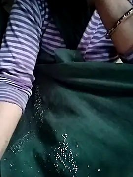 Snapshot of Cutkajal chatting on 03-02-25, 01:36 Cutkajal online show from 03-02-25, 01:36