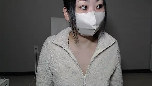 Snapshot of Hika-Channel chatting on 01-01-25, 01:26 Hika-Channel online show from 01-01-25, 01:26