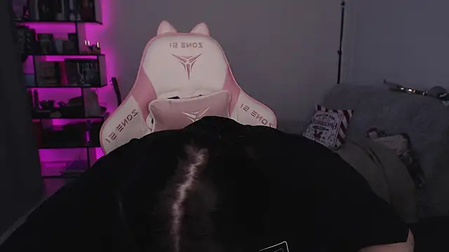 Snapshot of SexyWitch_666 chatting on 01-12-26, 07:35 SexyWitch 666 online show from 01-12-26, 07:35