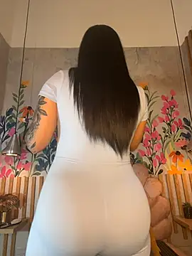 kiim taaylor online show from 11-08-25, 11:43