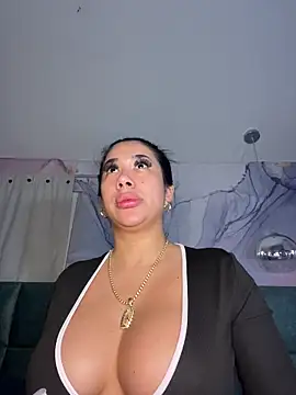 kiim taaylor online show from 01-11-26, 02:49