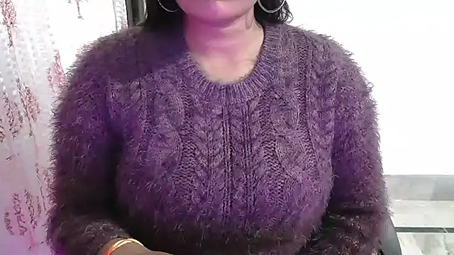 Snapshot of N-Natasha chatting on 01-09-26, 07:37 N-Natasha online show from 01-09-26, 07:37