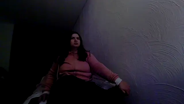 Snapshot of perfectly69 chatting on 12-27-24, 04:21 perfectly69 online show from 12-27-24, 04:21