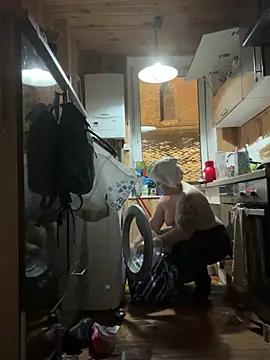 Snapshot of perfectly69 chatting on 01-12-25, 06:16 perfectly69 online show from 01-12-25, 06:16