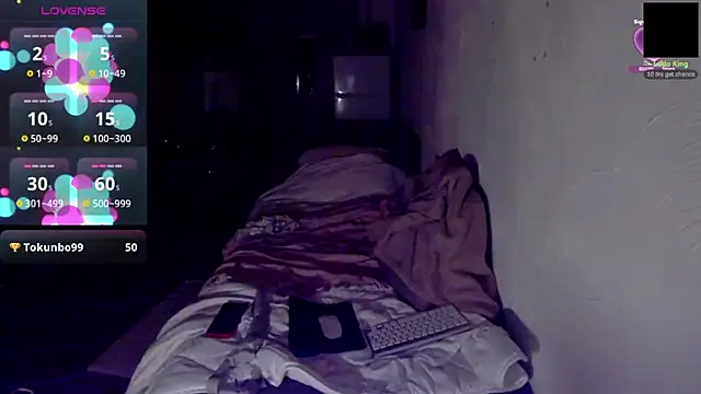 Snapshot of perfectly69 chatting on 01-17-25, 10:01 perfectly69 online show from 01-17-25, 10:01