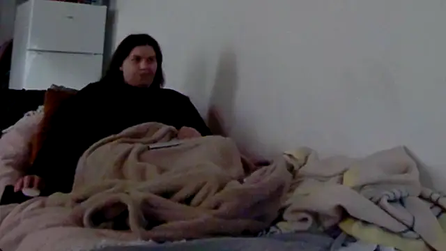 Snapshot of perfectly69 chatting on 01-28-25, 02:10 perfectly69 online show from 01-28-25, 02:10