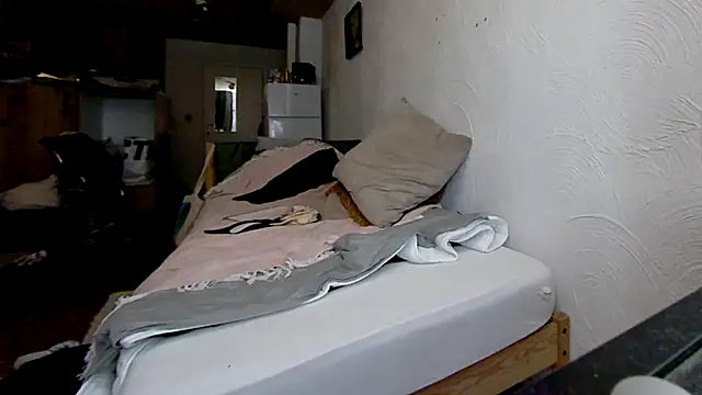 Snapshot of perfectly69 chatting on 01-28-25, 08:15 perfectly69 online show from 01-28-25, 08:15