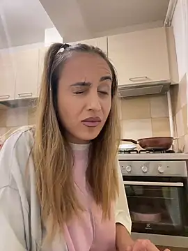 Daisyforyou online show from 12-22-24, 06:59