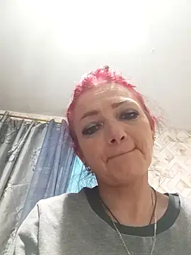 Snapshot of SweetLeila40 chatting on 05-03-26, 11:44 SweetLeila40 online show from 05-03-26, 11:44
