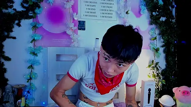 Snapshot of juniior_2311_ chatting on 01-24-25, 10:08 juniior 2311  online show from 01-24-25, 10:08