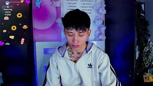 Snapshot of juniior_2311_ chatting on 02-13-25, 12:24 juniior 2311  online show from 02-13-25, 12:24