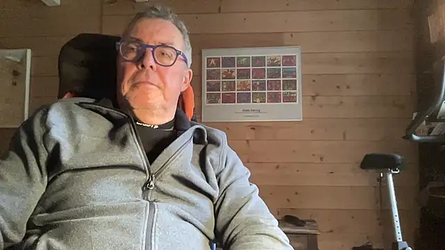 Snapshot of lelohop chatting on 02-19-26, 01:07 lelohop online show from 02-19-26, 01:07