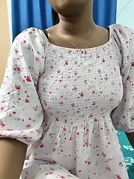 yhona darling online show from 04-11-26, 08:07