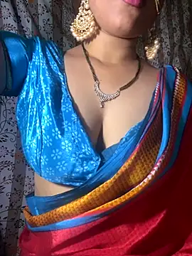 Snapshot of pikaindian chatting on 11-26-25, 10:38 pikaindian online show from 11-26-25, 10:38