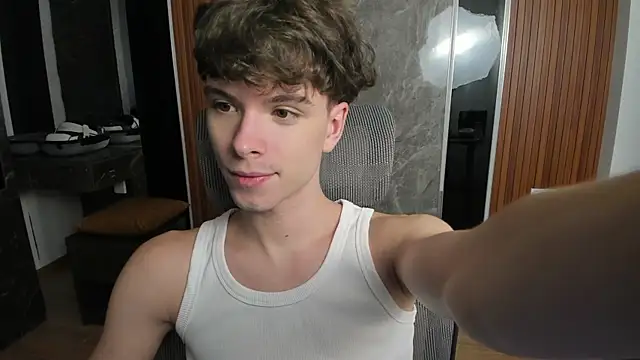 calvin love you online show from 06-06-26, 05:06