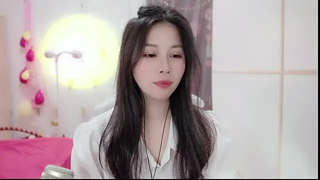 HK angelchloe online show from 03-14-25, 01:05