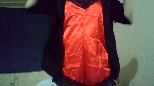 CELEna098rs707 online show from 03-15-26, 08:31