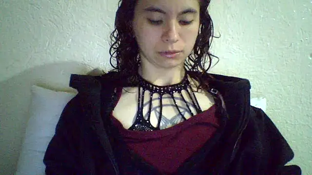 Snapshot of CELEna098rs707 chatting on 05-16-26, 07:27 CELEna098rs707 online show from 05-16-26, 07:27