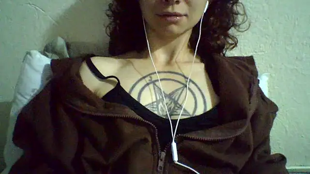 Snapshot of CELEna098rs707 chatting on 05-22-26, 08:53 CELEna098rs707 online show from 05-22-26, 08:53