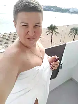 Annet1912 online show from 10-15-25, 01:00