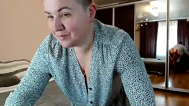 Annet1912 online show from 04-05-26, 09:39