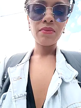 BlairSamy online show from 12-25-24, 06:09