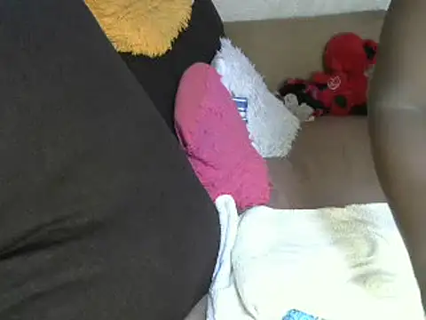 Snapshot of Soft_gal12 chatting on 03-12-25, 12:26 Soft gal12 online show from 03-12-25, 12:26