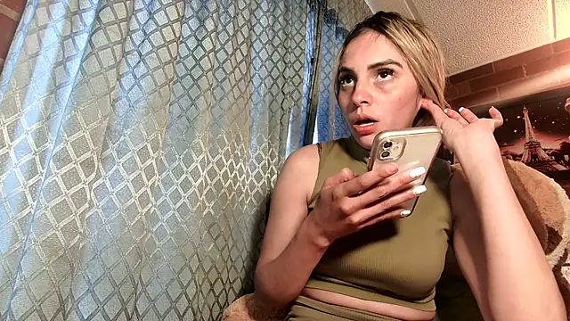 ValeriaLacrozee online show from 09-16-25, 07:04