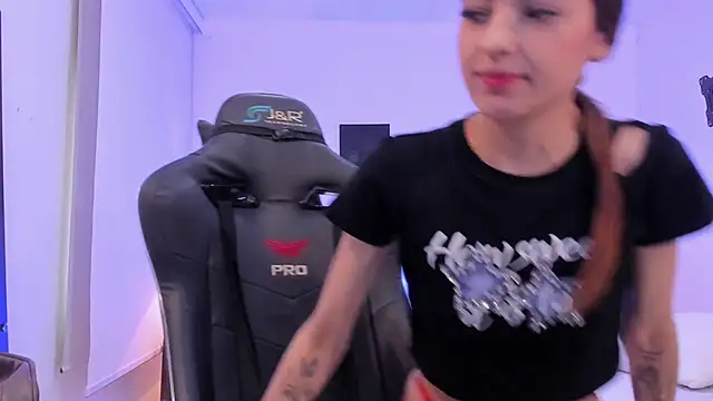 sofiarouge online show from 11-05-25, 08:09