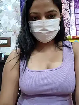 Snapshot of Myloveurvi chatting on 12-17-24, 10:44 Myloveurvi online show from 12-17-24, 10:44