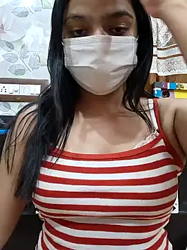 Snapshot of Myloveurvi chatting on 01-14-25, 05:34 Myloveurvi online show from 01-14-25, 05:34