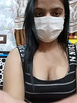 Snapshot of Myloveurvi chatting on 01-17-25, 02:28 Myloveurvi online show from 01-17-25, 02:28