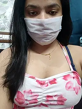 Snapshot of Myloveurvi chatting on 10-24-25, 02:24 Myloveurvi online show from 10-24-25, 02:24