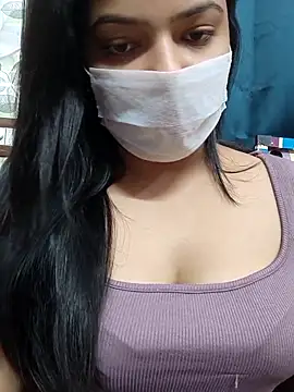 Snapshot of Myloveurvi chatting on 05-19-26, 10:54 Myloveurvi online show from 05-19-26, 10:54