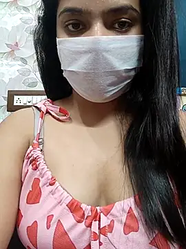 Snapshot of Myloveurvi chatting on 06-27-26, 05:29 Myloveurvi online show from 06-27-26, 05:29
