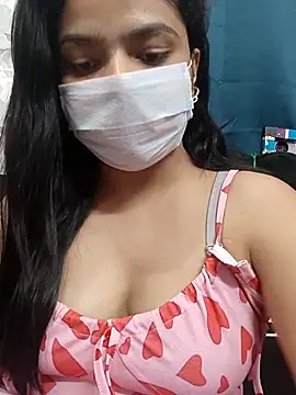 Snapshot of Myloveurvi chatting on 06-29-26, 05:13 Myloveurvi online show from 06-29-26, 05:13