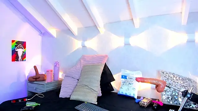 Martina Miiller online show from 03-08-26, 01:48