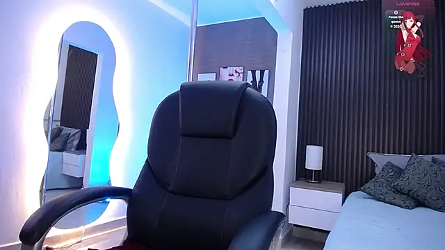 natasha  jackson online show from 10-22-25, 12:38