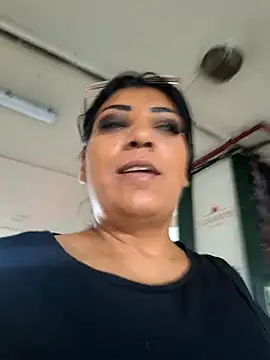 AmyCubes online show from 09-20-25, 03:24