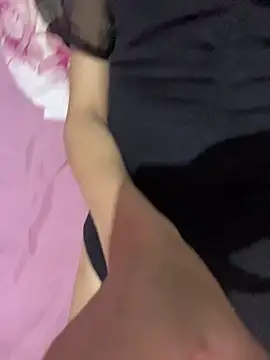 Snapshot of fatisexy chatting on 11-07-25, 10:21 fatisexy online show from 11-07-25, 10:21