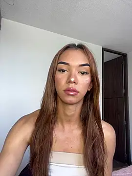 Nikol Rang   online show from 03-06-26, 06:48