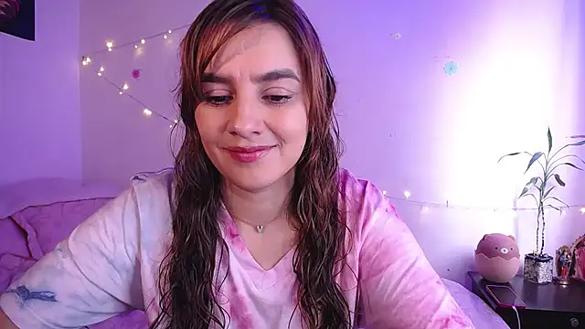 Lu perez online show from 11-03-25, 05:14