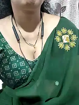 Snapshot of bhuvana555 chatting on 12-20-24, 09:17 bhuvana555 online show from 12-20-24, 09:17