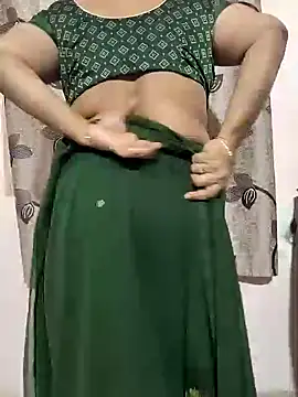 Snapshot of bhuvana555 chatting on 12-24-24, 05:55 bhuvana555 online show from 12-24-24, 05:55