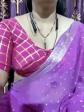 Snapshot of bhuvana555 chatting on 01-06-25, 08:39 bhuvana555 online show from 01-06-25, 08:39